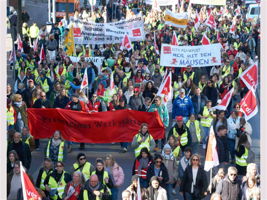 Demozug durch die Stadt