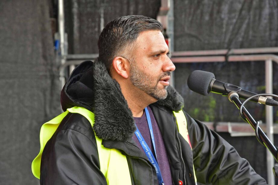 Tarifverhandlungen für den Öffentlichen Dienst und für die Luftsicherheitskräfte, Warnstreik am 10.03.2025 am Flughafen Frankfurt Tarifverhandlungen für den Öffentlichen Dienst und für die Luftsicherheitskräfte, Warnstreik am 10.03.2025 am Flughafen Frankfurt