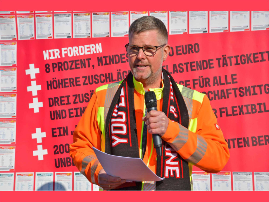 Beschäftigte aus Pflegeeinrichtungen aus ganz Hessen haben heute für ihre Forderungen in der Tarifrunde des Öffentlichen Dienstes gestreikt, hier in Hanau Beschäftigte aus Pflegeeinrichtungen aus ganz Hessen haben heute für ihre Forderungen in der Tarifrunde des Öffentlichen Dienstes gestreikt, hier in Hanau