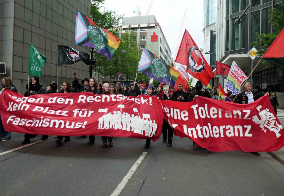 Auf die Straße!
