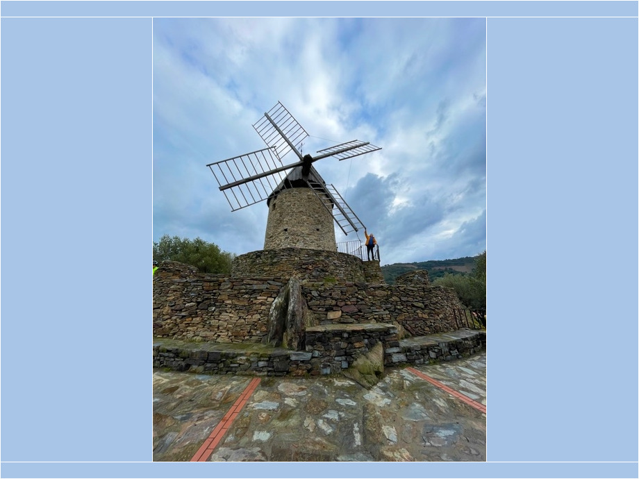 Windmühle in Collioure, Frankreich