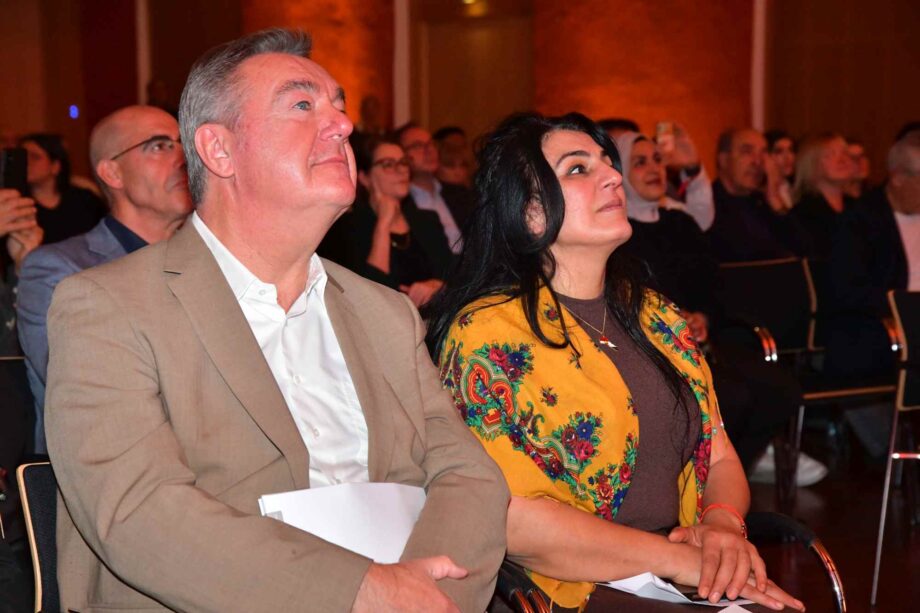 Oberbürgermeister Claus Kaminsky und Serpil Temiz Unvar Oberbürgermeister Claus Kaminsky und Serpil Temiz Unvar