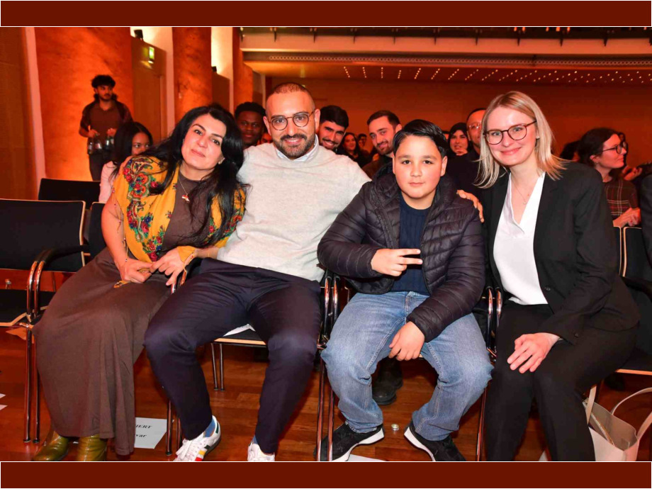 Für eine gerechte Gesellschaft! Für eine gerechte Gesellschaft!
