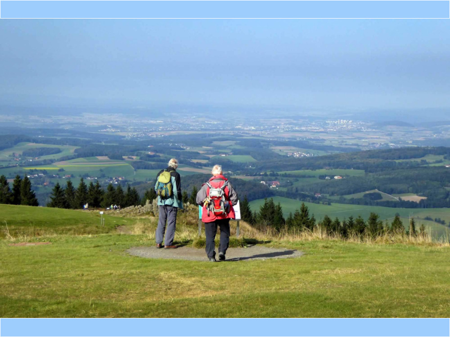 Rhön, Wasserkuppe mit Verdi-Wandergruppe