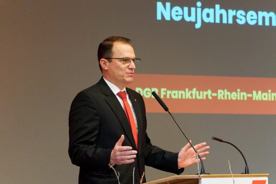 Philipp Jacks, Regionsgeschäftsführer DGB Frankfurt Rhein Main Philipp Jacks, Regionsgeschäftsführer DGB Frankfurt Rhein Main