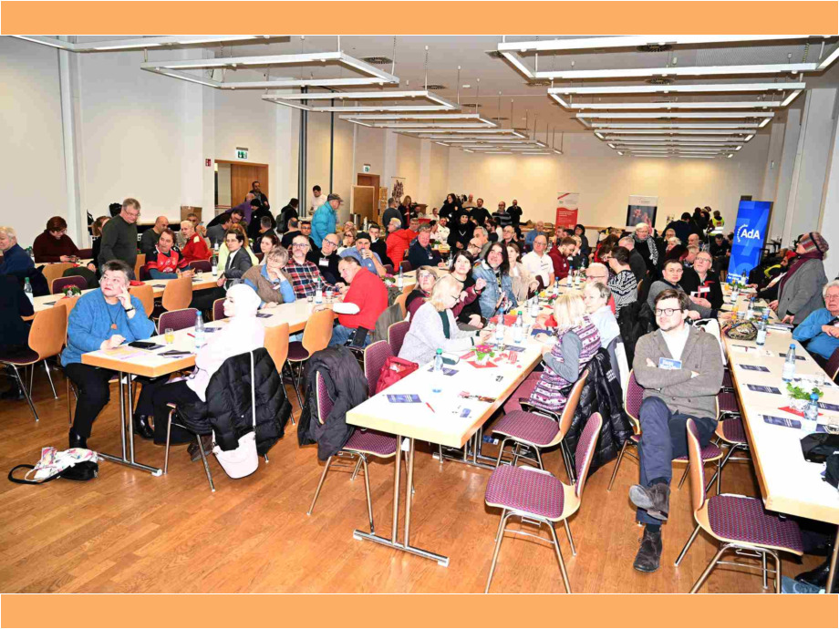 Der Saal war voll Der Saal war voll