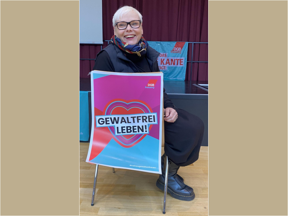 Öffentlichkeitsarbeit und bundesweite Kampagnen umsetzen!