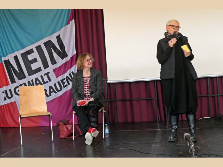 Staatssekretärin Katrin Hechler und Renate Sternatz, DGB