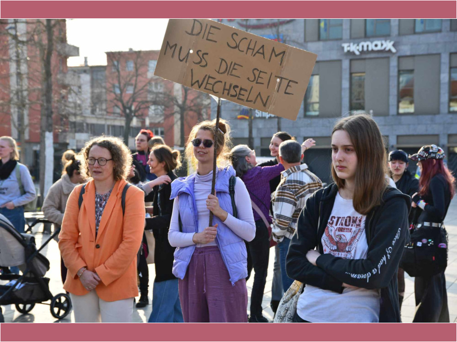 Gewalt gegen Frauen ist alltäglich, doch es fehlt an Schutz Gewalt gegen Frauen ist alltäglich, doch es fehlt an Schutz