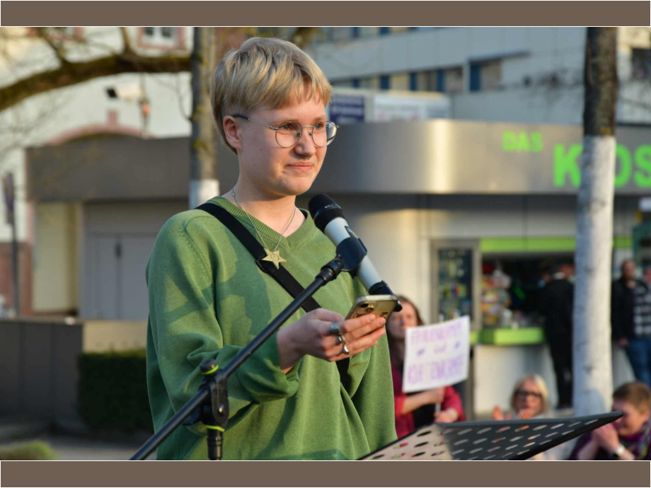 Für Gleichstellung und Gewaltschutz! Für Gleichstellung und Gewaltschutz!