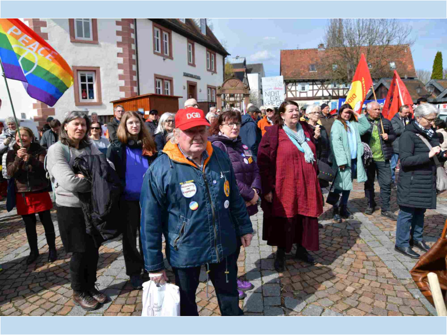 Auftaktkundgebung auf dem Freien Platz in Bruchköbel
