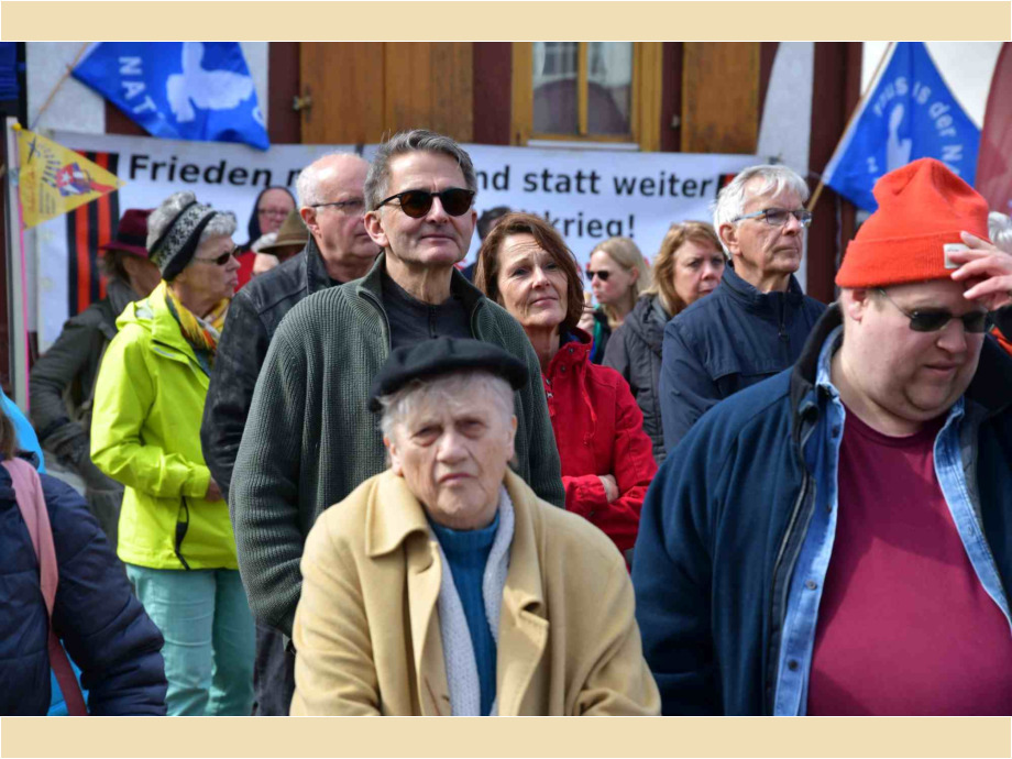 Auftaktkundgebung auf dem Freien Platz in Bruchköbel
