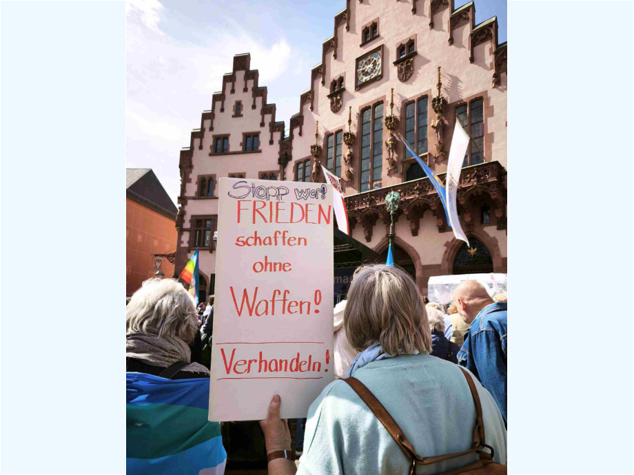 Kundgebung auf dem Römerberg