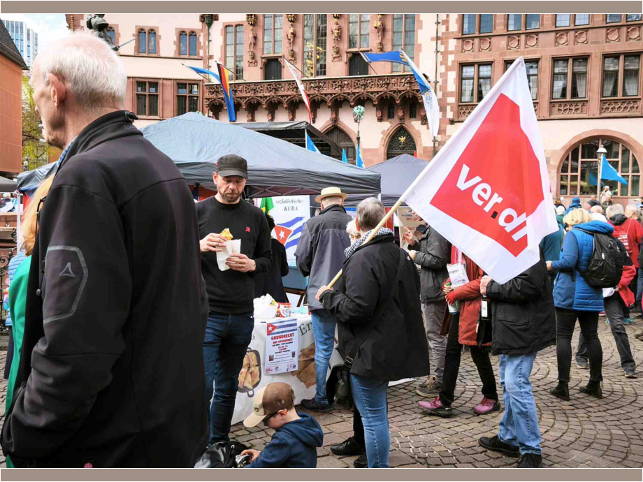 Kundgebung auf dem Römerberg