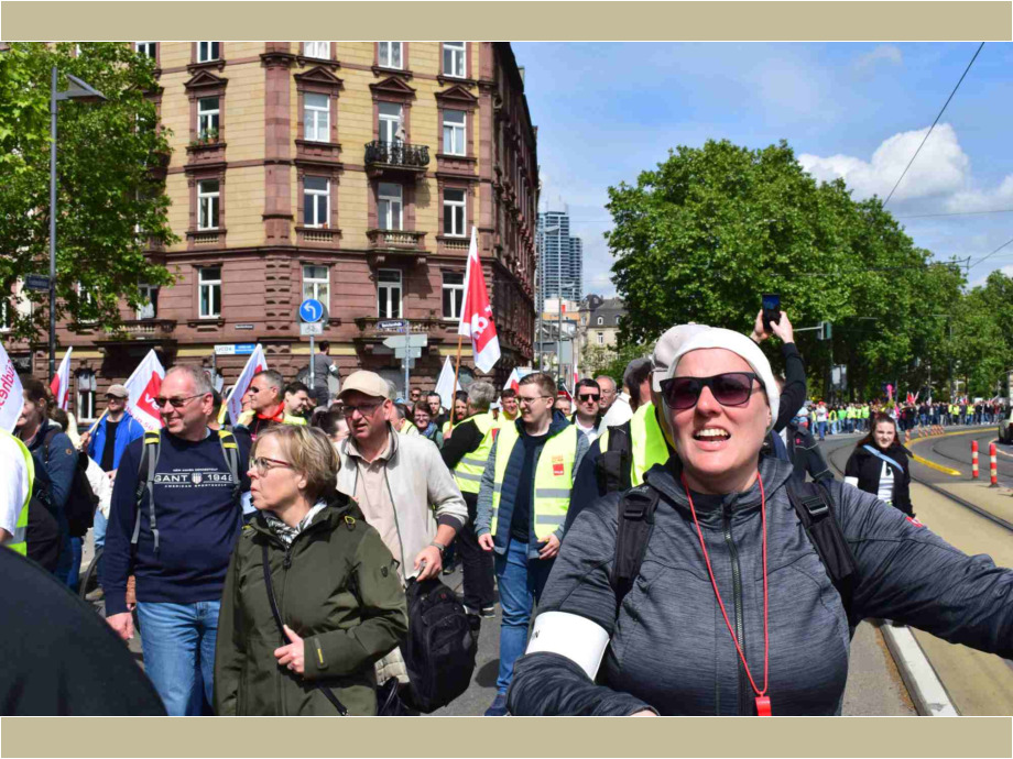 Demozug durch die Innenstadt Demozug durch die Innenstadt