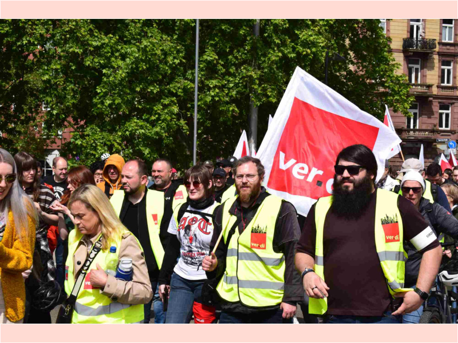 Demozug durch die Innenstadt Demozug durch die Innenstadt