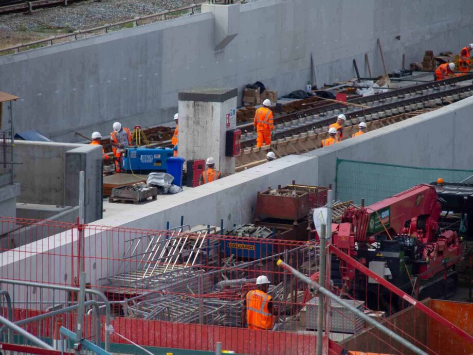 Bewegung auf der Baustelle