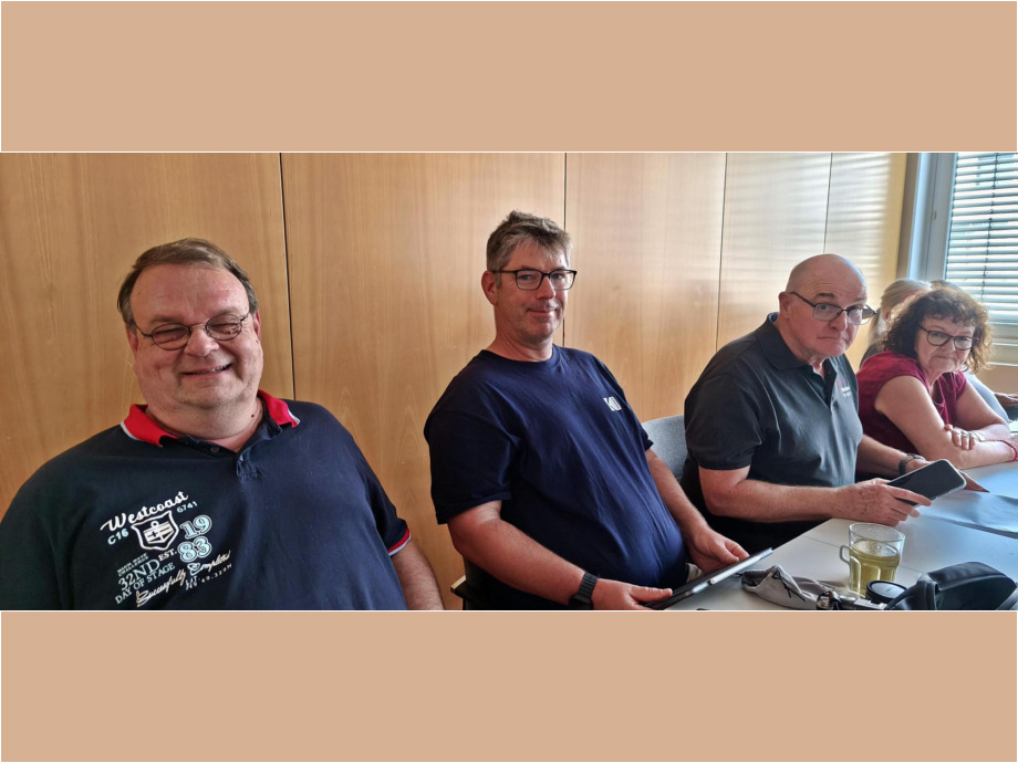 Gutgelaunte Mitglieder Gutgelaunte Mitglieder