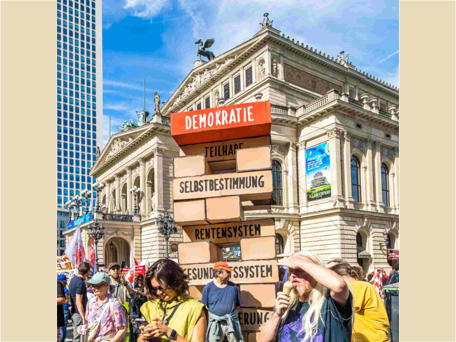 Für Demokratie und Selbstbestimmung